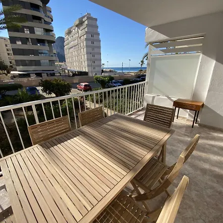 En Primera Linea En Apartamento Calpe